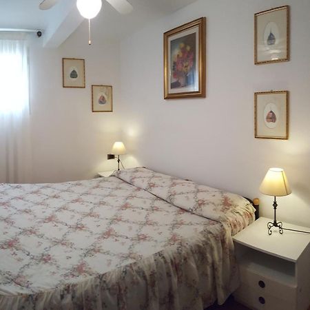 Apartamento Taverna Derosas Golfo Aranci Exterior foto